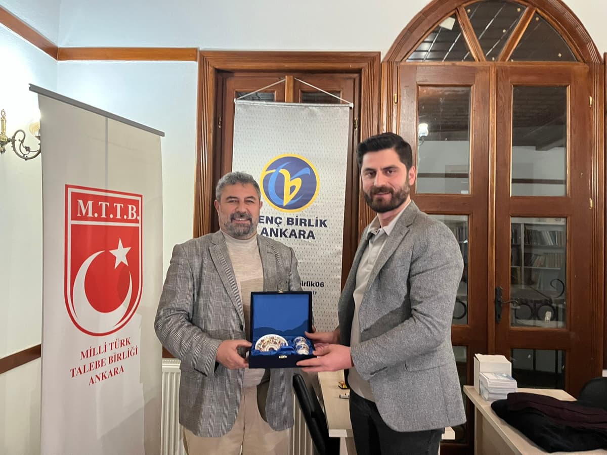 Genç Birlik - Günümüz Dünyasında Ebeveyn Olmak